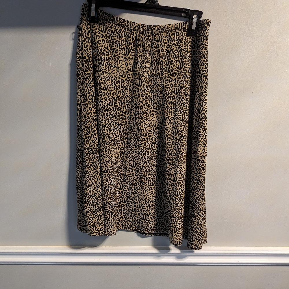 - - .Michael by Michel Antoni leopard Print skirt.
